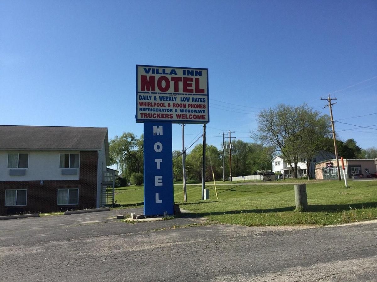 Villa Inn Motel Near Hwy 12 Wi Capital O Fort Atkinson Exterior photo